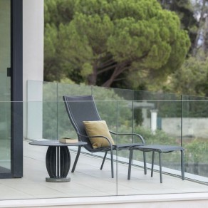 Fauteuil lounge avec repose...