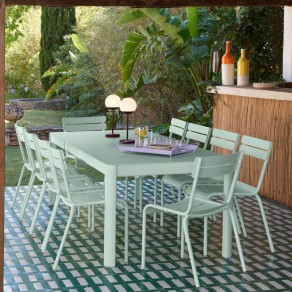 Table d'extérieur RIBAMBELLE 2 allonges Fermob menthe ambiance 1